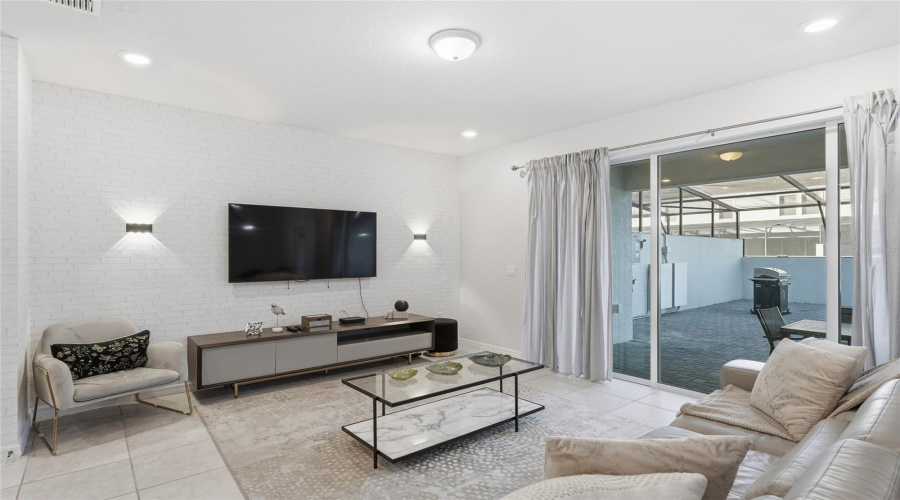 DAVENPORT, Florida 33897, 5 Bedrooms Bedrooms, ,4 BathroomsBathrooms,Residential,For Sale,JETTY,0,MFRO6391286