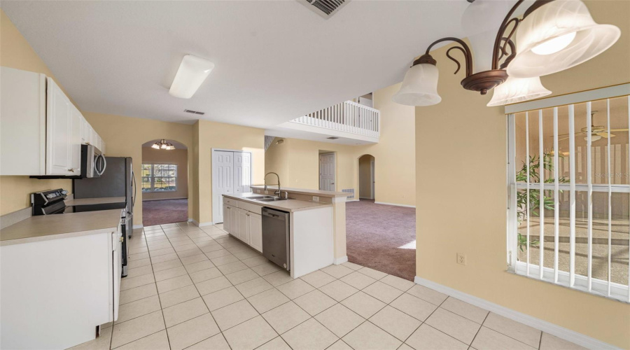DAVENPORT, Florida 33897, 5 Bedrooms Bedrooms, ,3 BathroomsBathrooms,Residential,For Sale,HIGHGATE PARK,0,MFRO6372761