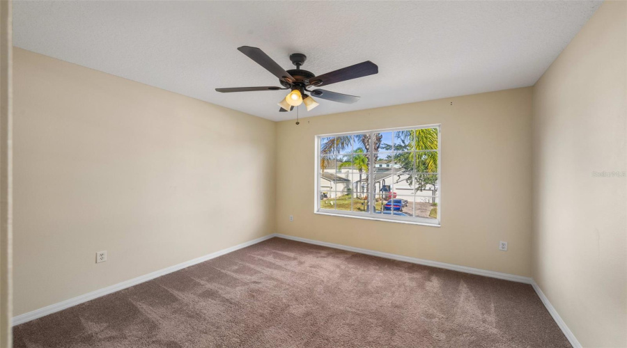 DAVENPORT, Florida 33897, 5 Bedrooms Bedrooms, ,3 BathroomsBathrooms,Residential,For Sale,HIGHGATE PARK,0,MFRO6372761