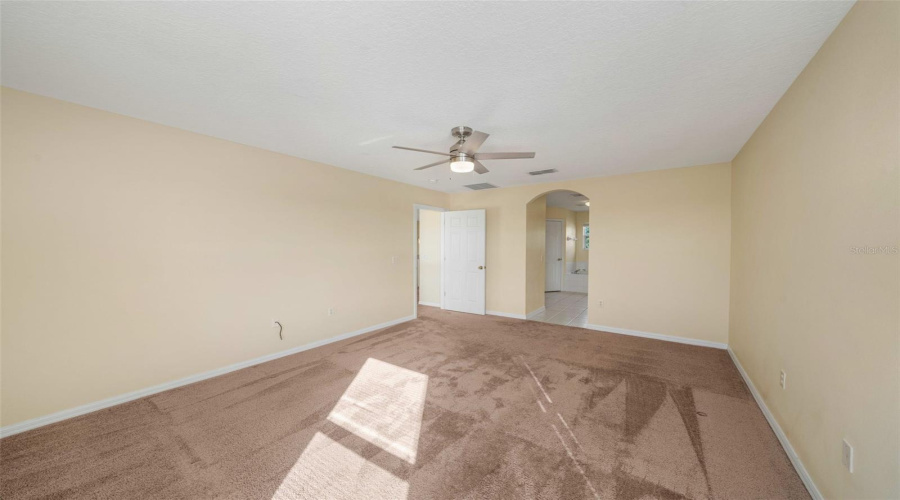 DAVENPORT, Florida 33897, 5 Bedrooms Bedrooms, ,3 BathroomsBathrooms,Residential,For Sale,HIGHGATE PARK,0,MFRO6372761