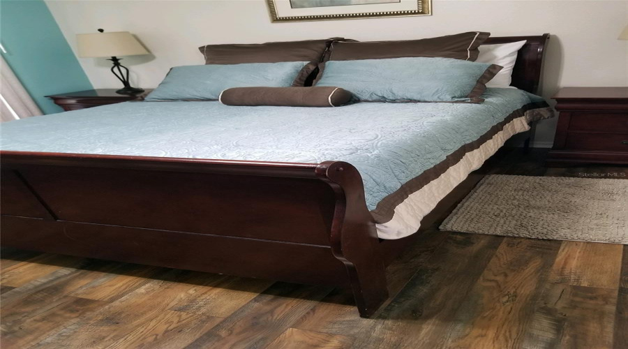 KISSIMMEE, Florida 34747, 4 Bedrooms Bedrooms, ,3 BathroomsBathrooms,Residential,For Sale,KNIGHTSBRIDGE,0,MFRO6391236