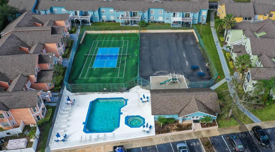 KISSIMMEE, Florida 34747, 4 Bedrooms Bedrooms, ,3 BathroomsBathrooms,Residential,For Sale,KNIGHTSBRIDGE,0,MFRO6391236