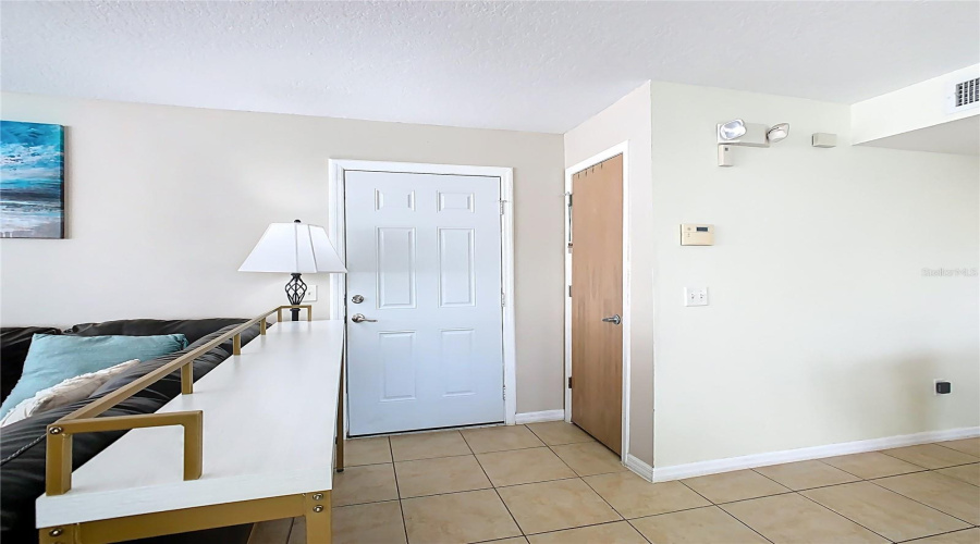 KISSIMMEE, Florida 34747, 4 Bedrooms Bedrooms, ,3 BathroomsBathrooms,Residential,For Sale,KNIGHTSBRIDGE,0,MFRO6391236
