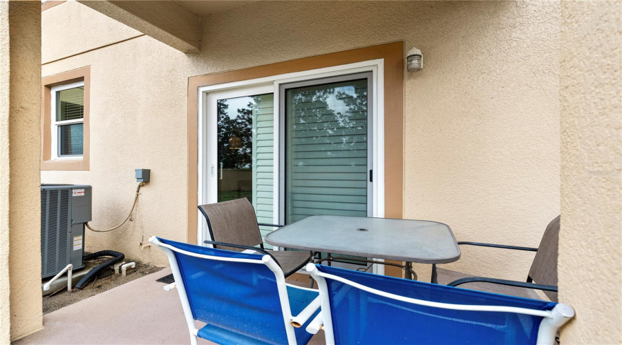 DAVENPORT, Florida 33897, 4 Bedrooms Bedrooms, ,3 BathroomsBathrooms,Residential,For Sale,LA MIRAGE,0,MFRO6388010