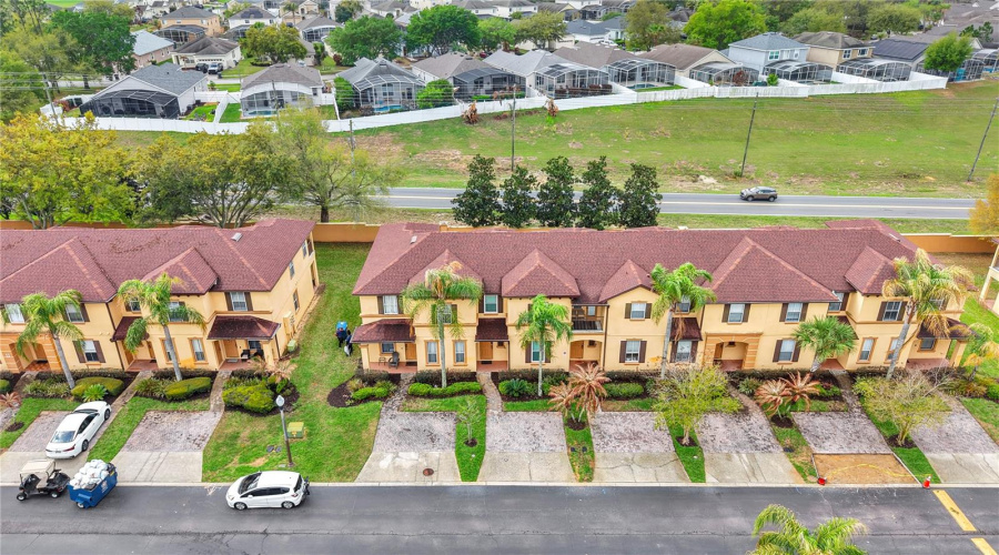 DAVENPORT, Florida 33897, 4 Bedrooms Bedrooms, ,3 BathroomsBathrooms,Residential,For Sale,LA MIRAGE,0,MFRO6388010