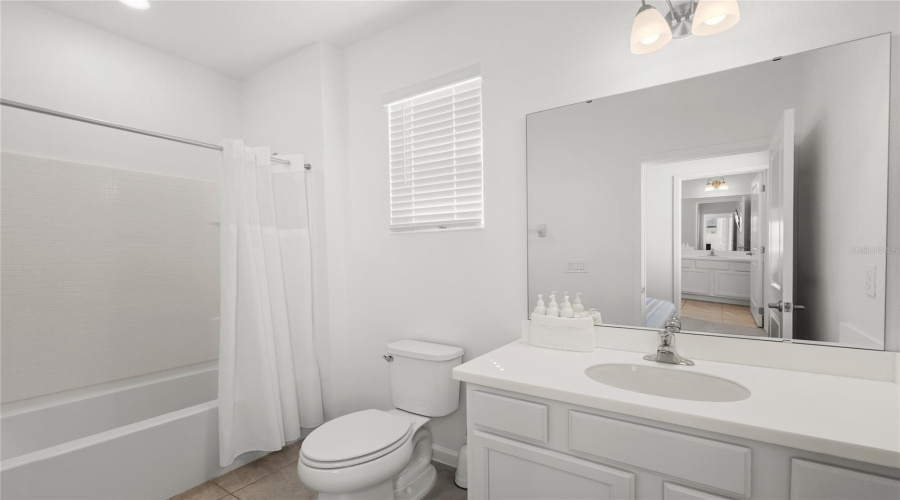 KISSIMMEE, Florida 34746, 6 Bedrooms Bedrooms, ,6 BathroomsBathrooms,Residential,For Sale,MARCELLO,0,MFRO6388092