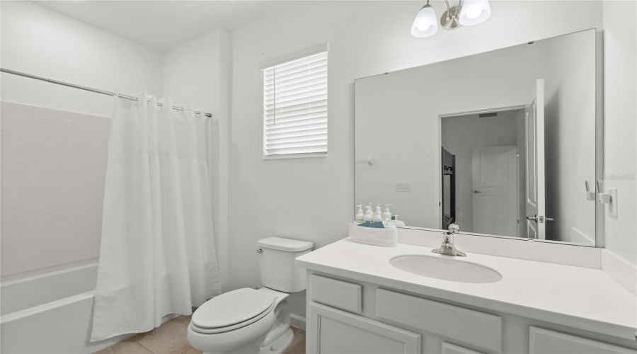 KISSIMMEE, Florida 34746, 6 Bedrooms Bedrooms, ,6 BathroomsBathrooms,Residential,For Sale,MARCELLO,0,MFRO6388092