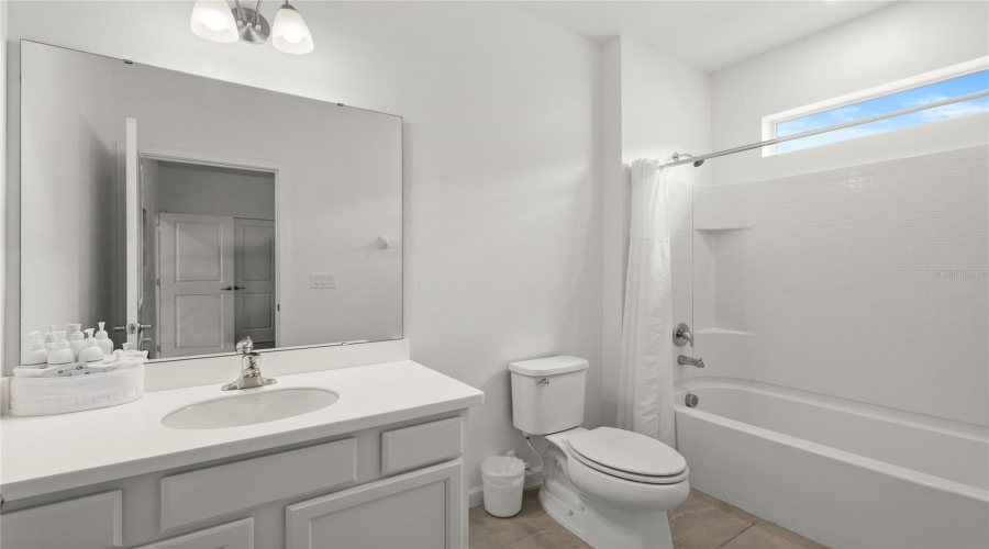 KISSIMMEE, Florida 34746, 6 Bedrooms Bedrooms, ,6 BathroomsBathrooms,Residential,For Sale,MARCELLO,0,MFRO6388092