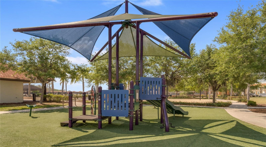 KISSIMMEE, Florida 34746, 6 Bedrooms Bedrooms, ,6 BathroomsBathrooms,Residential,For Sale,MARCELLO,0,MFRO6388092