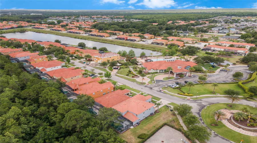 KISSIMMEE, Florida 34746, 6 Bedrooms Bedrooms, ,6 BathroomsBathrooms,Residential,For Sale,MARCELLO,0,MFRO6388092