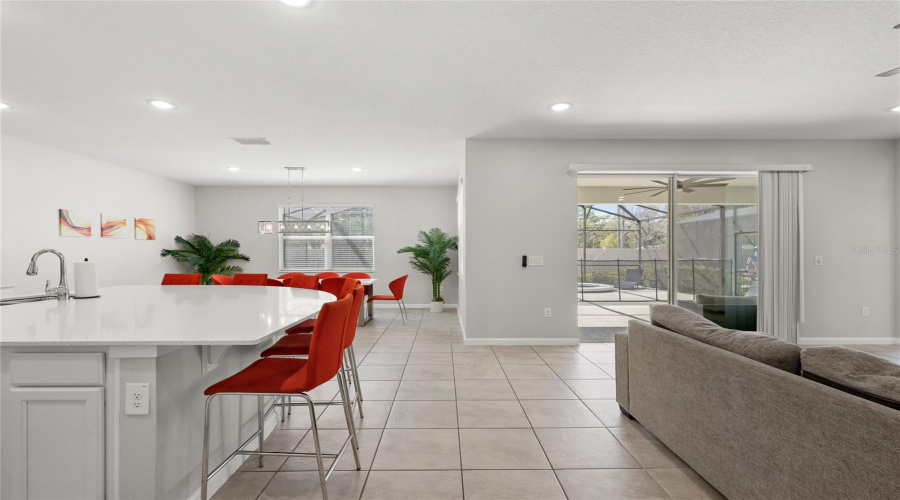 KISSIMMEE, Florida 34746, 6 Bedrooms Bedrooms, ,6 BathroomsBathrooms,Residential,For Sale,MARCELLO,0,MFRO6388092