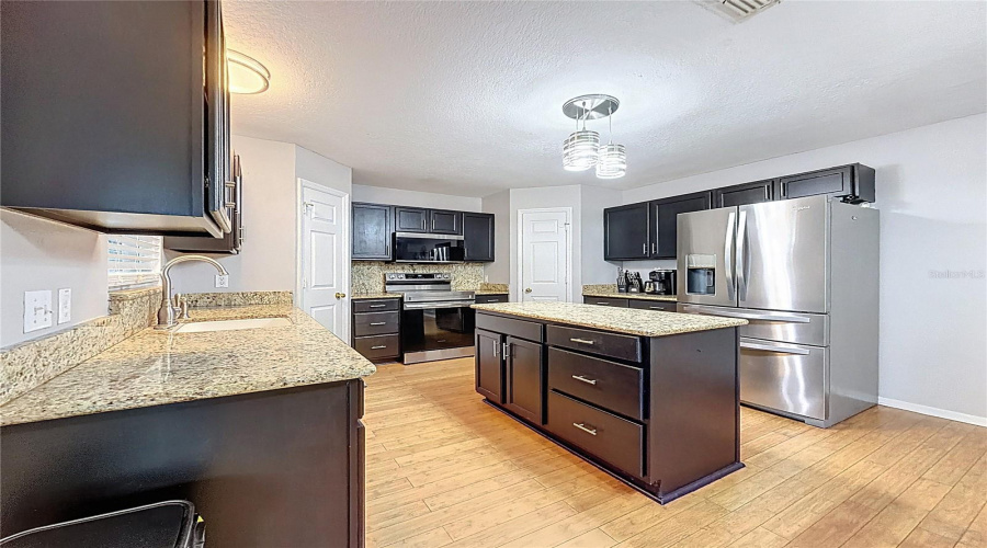 DAVENPORT, Florida 33837, 5 Bedrooms Bedrooms, ,2 BathroomsBathrooms,Residential,For Sale,ASHFORD,0,MFRS5142730