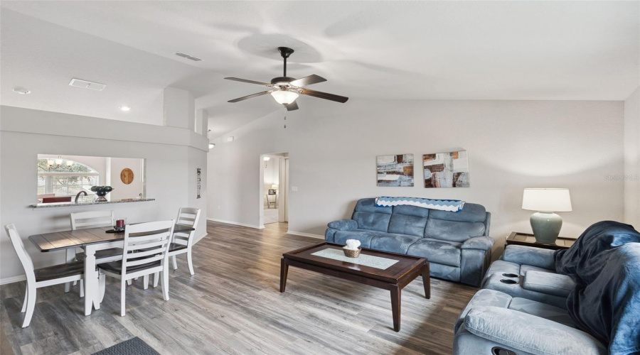 DAVENPORT, Florida 33837, 3 Bedrooms Bedrooms, ,2 BathroomsBathrooms,Residential,For Sale,HIGHLAND MEADOWS,0,MFROM718897