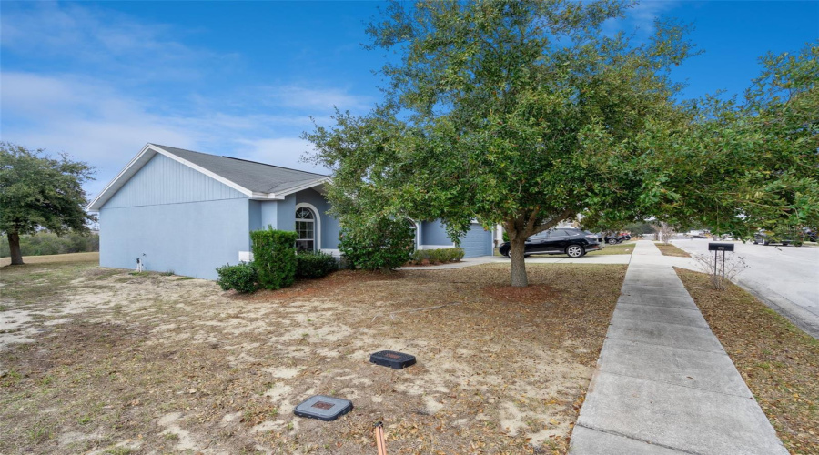 DAVENPORT, Florida 33837, 3 Bedrooms Bedrooms, ,2 BathroomsBathrooms,Residential,For Sale,HIGHLAND MEADOWS,0,MFROM718897