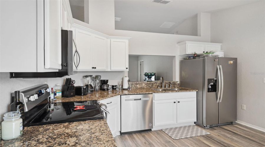 DAVENPORT, Florida 33837, 3 Bedrooms Bedrooms, ,2 BathroomsBathrooms,Residential,For Sale,HIGHLAND MEADOWS,0,MFROM718897