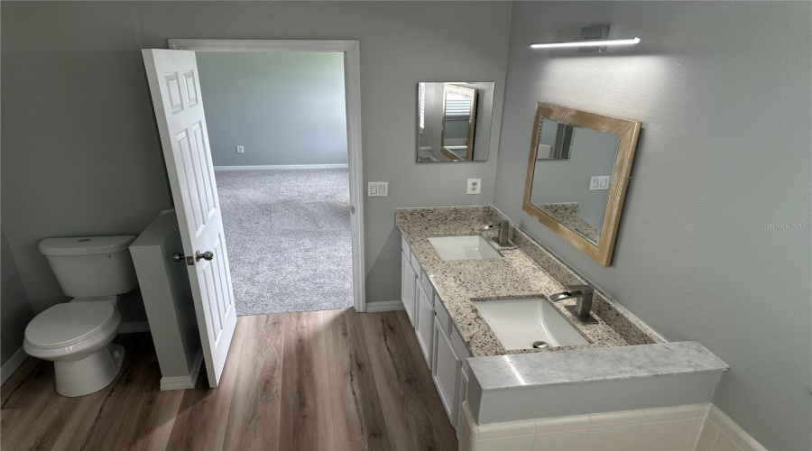 KISSIMMEE, Florida 34746, 4 Bedrooms Bedrooms, ,2 BathroomsBathrooms,Residential,For Sale,BAYKAL,0,MFRS5136005