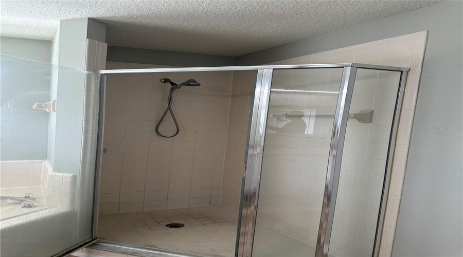 KISSIMMEE, Florida 34746, 4 Bedrooms Bedrooms, ,2 BathroomsBathrooms,Residential,For Sale,BAYKAL,0,MFRS5136005