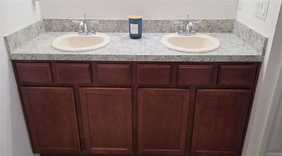 KISSIMMEE, Florida 34746, 4 Bedrooms Bedrooms, ,2 BathroomsBathrooms,Residential,For Sale,ORANGE HAVEN,0,MFRS5146027