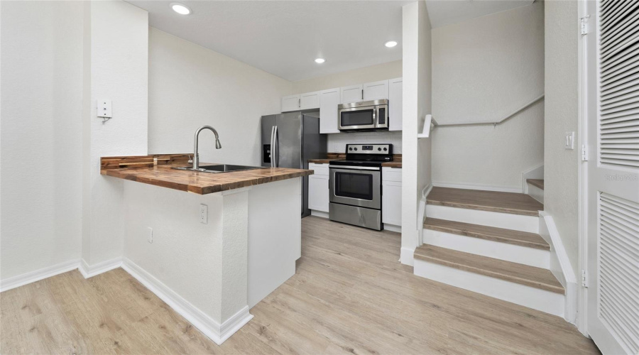 KISSIMMEE, Florida 34746, 3 Bedrooms Bedrooms, ,2 BathroomsBathrooms,Residential,For Sale,GALA,0,MFRS5146030