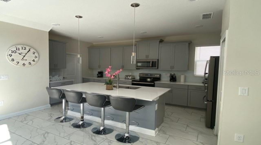 KISSIMMEE, Florida 34746, 5 Bedrooms Bedrooms, ,5 BathroomsBathrooms,Residential,For Sale,BOOKMARK,0,MFRO6387506