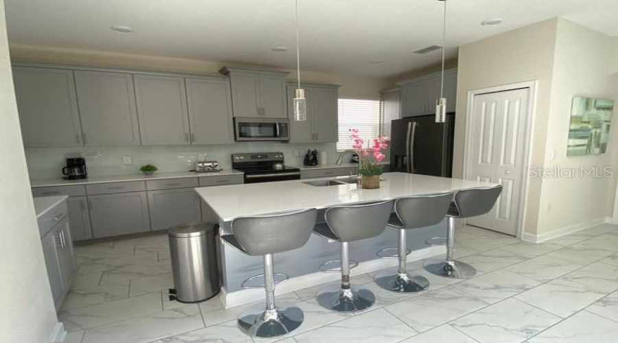 KISSIMMEE, Florida 34746, 5 Bedrooms Bedrooms, ,5 BathroomsBathrooms,Residential,For Sale,BOOKMARK,0,MFRO6387506