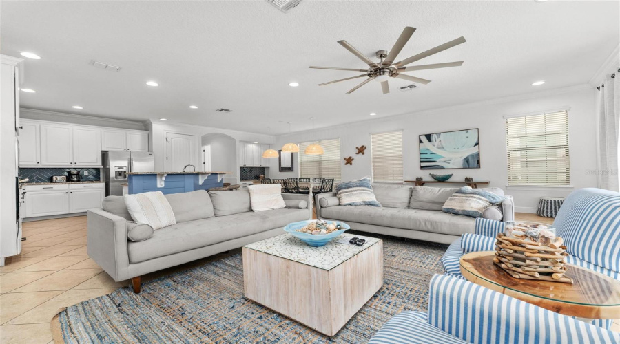 REUNION, Florida 34747, 5 Bedrooms Bedrooms, ,4 BathroomsBathrooms,Residential,For Sale,CASTLE PINES,0,MFRO6374778