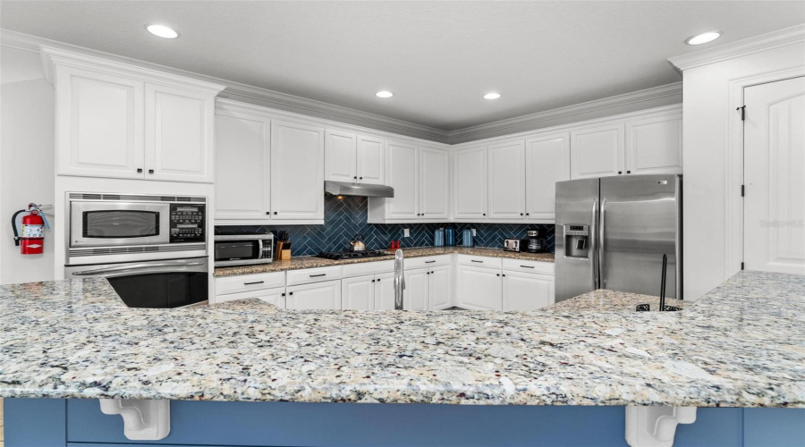 REUNION, Florida 34747, 5 Bedrooms Bedrooms, ,4 BathroomsBathrooms,Residential,For Sale,CASTLE PINES,0,MFRO6374778