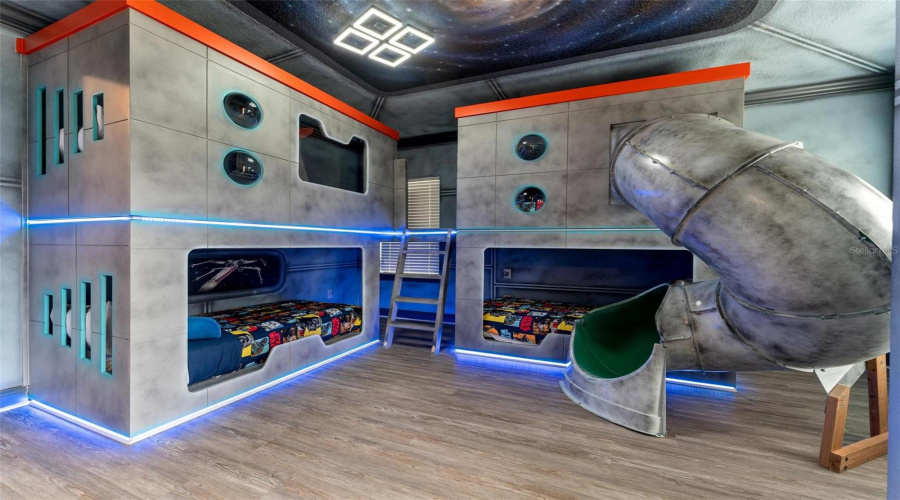 REUNION, Florida 34747, 5 Bedrooms Bedrooms, ,4 BathroomsBathrooms,Residential,For Sale,CASTLE PINES,0,MFRO6374778