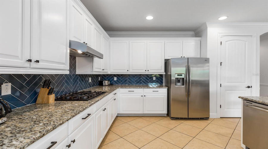 REUNION, Florida 34747, 5 Bedrooms Bedrooms, ,4 BathroomsBathrooms,Residential,For Sale,CASTLE PINES,0,MFRO6374778