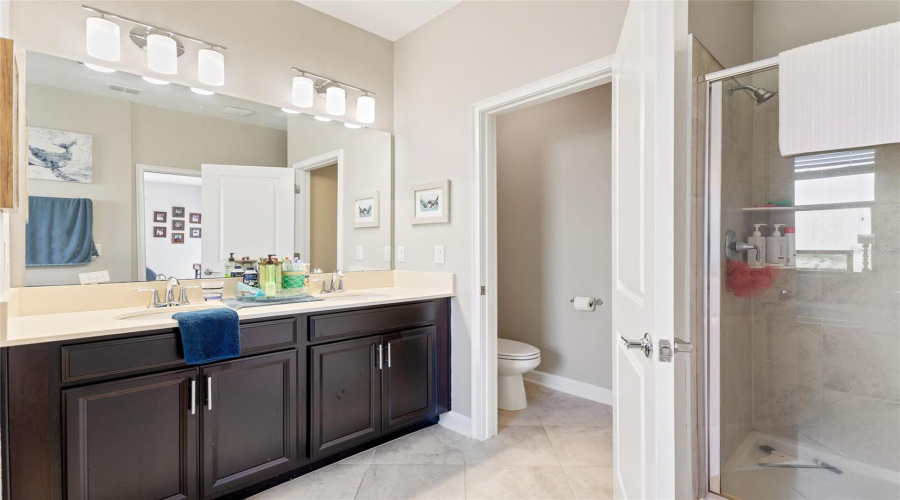 DAVENPORT, Florida 33896, 2 Bedrooms Bedrooms, ,2 BathroomsBathrooms,Residential,For Sale,AZALEA SANDS LN,0,MFRS5145969