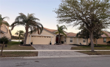 KISSIMMEE, Florida 34746, 4 Bedrooms Bedrooms, ,4 BathroomsBathrooms,Residential,For Sale,GOLDEN FEATHER,0,MFRO6387485