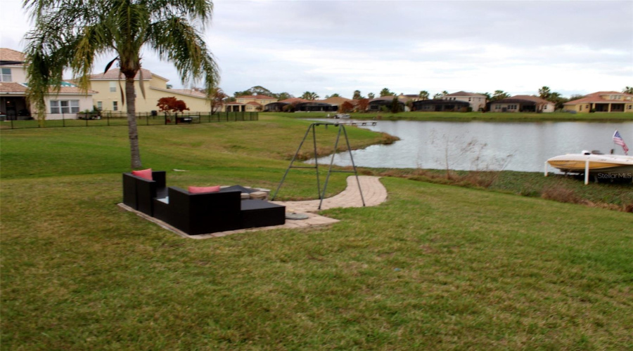 Kissimmee, Florida 34746, 4 Bedrooms Bedrooms, ,4 Bathroomsbathrooms,Residential,For Sale,Golden Feather,0,Mfro6387485