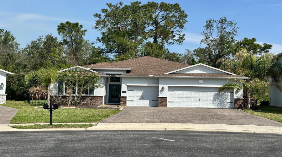 DAVENPORT, Florida 33837, 4 Bedrooms Bedrooms, ,3 BathroomsBathrooms,Residential,For Sale,BRUNSWICK,0,MFRO6391151