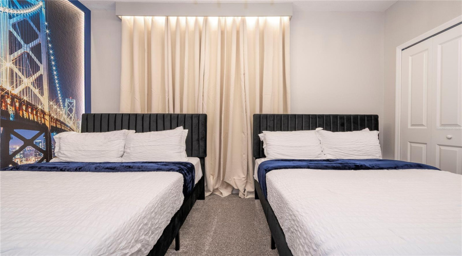 DAVENPORT, Florida 33896, 6 Bedrooms Bedrooms, ,5 BathroomsBathrooms,Residential,For Sale,TAKEAWAY,0,MFRS5145952