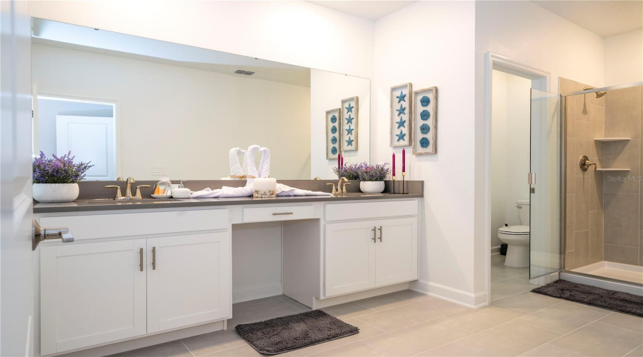 DAVENPORT, Florida 33896, 6 Bedrooms Bedrooms, ,5 BathroomsBathrooms,Residential,For Sale,TAKEAWAY,0,MFRS5145952