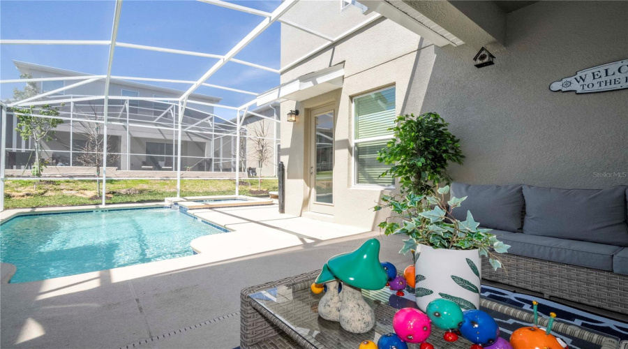 DAVENPORT, Florida 33896, 6 Bedrooms Bedrooms, ,5 BathroomsBathrooms,Residential,For Sale,TAKEAWAY,0,MFRS5145952