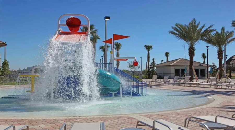 DAVENPORT, Florida 33896, 6 Bedrooms Bedrooms, ,5 BathroomsBathrooms,Residential,For Sale,TAKEAWAY,0,MFRS5145952