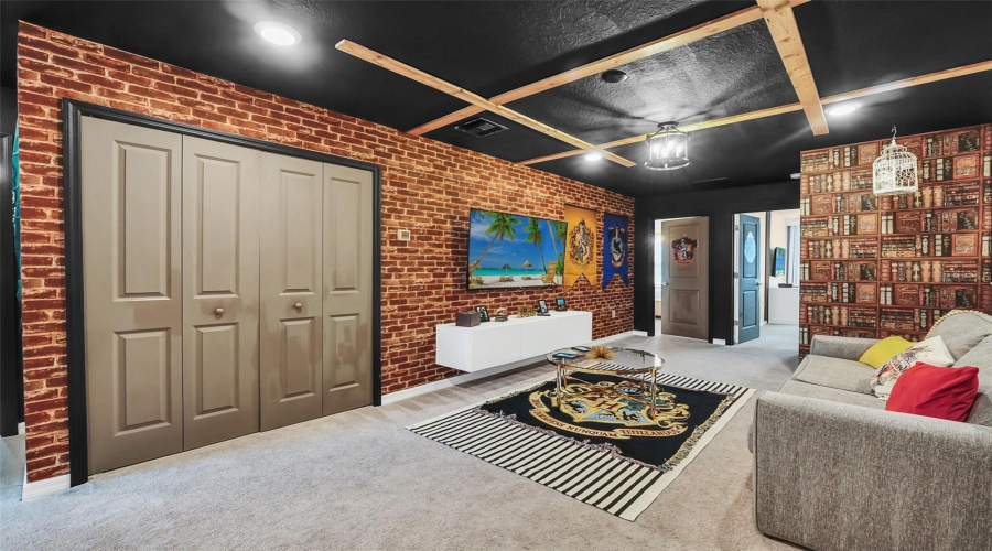 DAVENPORT, Florida 33897, 5 Bedrooms Bedrooms, ,4 BathroomsBathrooms,Residential,For Sale,PARADISE,0,MFRO6391388