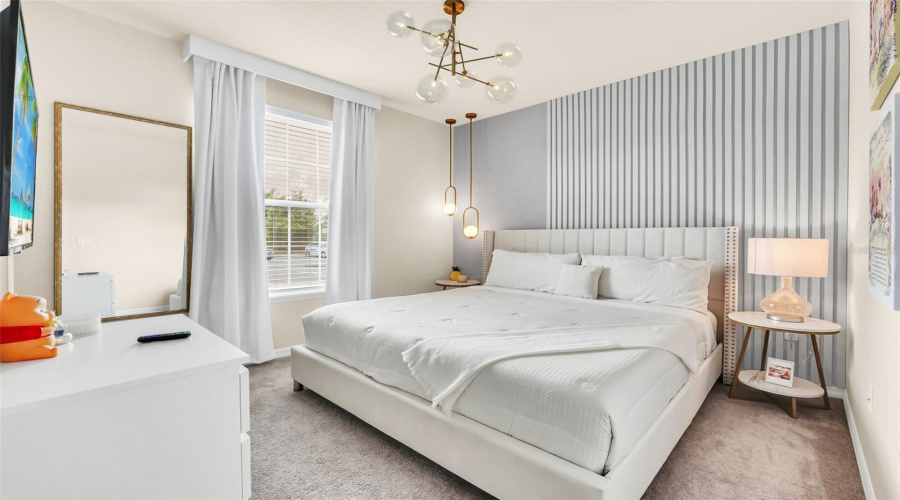 DAVENPORT, Florida 33897, 5 Bedrooms Bedrooms, ,4 BathroomsBathrooms,Residential,For Sale,PARADISE,0,MFRO6391388