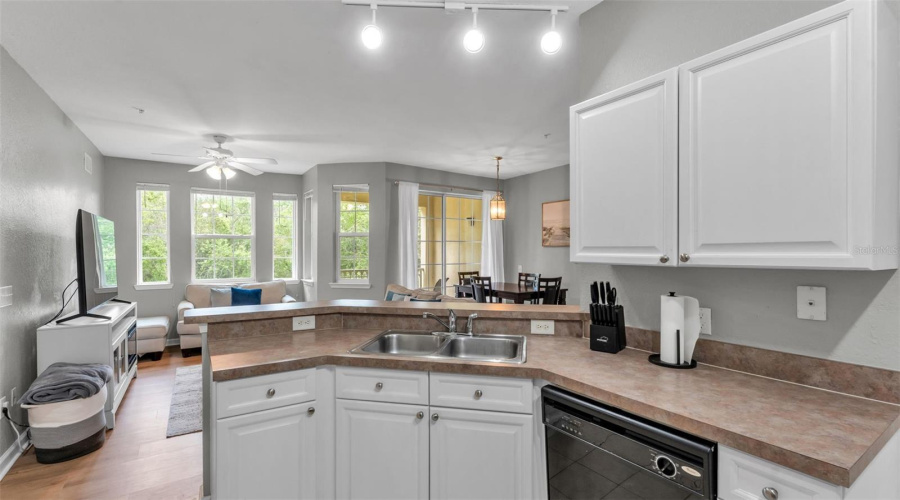 DAVENPORT, Florida 33896, 2 Bedrooms Bedrooms, ,2 BathroomsBathrooms,Residential,For Sale,TERRACE RIDGE,0,MFRL4960049