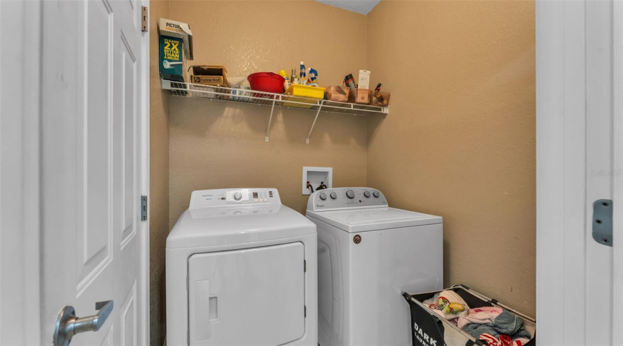 DAVENPORT, Florida 33896, 2 Bedrooms Bedrooms, ,2 BathroomsBathrooms,Residential,For Sale,TERRACE RIDGE,0,MFRL4960049