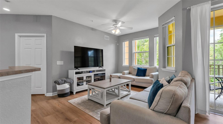 DAVENPORT, Florida 33896, 2 Bedrooms Bedrooms, ,2 BathroomsBathrooms,Residential,For Sale,TERRACE RIDGE,0,MFRL4960049