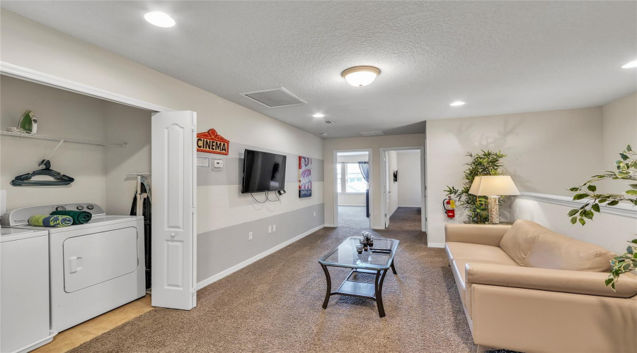 KISSIMMEE, Florida 34747, 5 Bedrooms Bedrooms, ,4 BathroomsBathrooms,Residential,For Sale,RHODES STREET,0,MFRO6390097