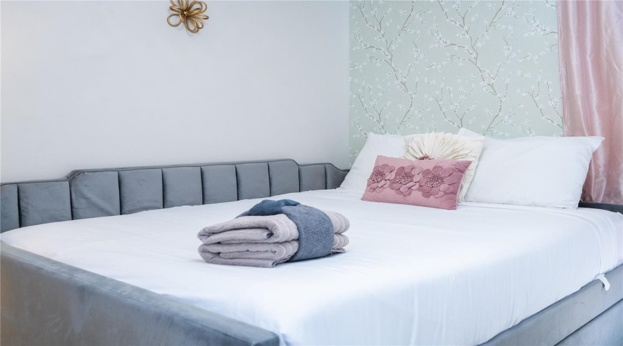 KISSIMMEE, Florida 34746, 3 Bedrooms Bedrooms, ,2 BathroomsBathrooms,Residential,For Sale,ALBERTO,0,MFRO6391659