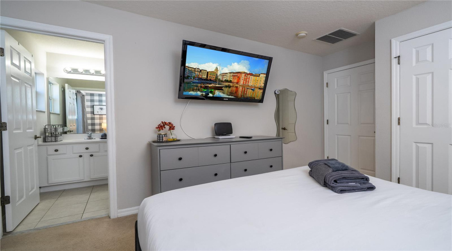 KISSIMMEE, Florida 34746, 3 Bedrooms Bedrooms, ,2 BathroomsBathrooms,Residential,For Sale,ALBERTO,0,MFRO6391659