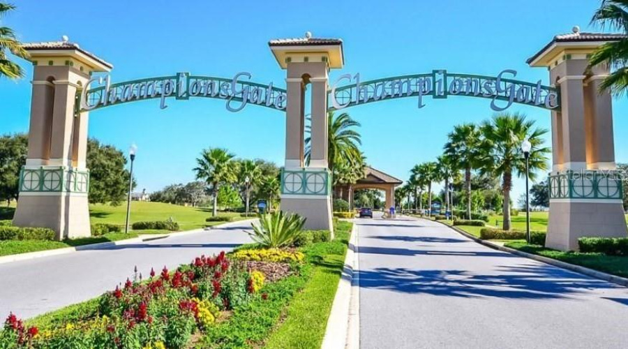 DAVENPORT, Florida 33896, 4 Bedrooms Bedrooms, ,3 BathroomsBathrooms,Residential,For Sale,OCEAN COURSE,0,MFRO6389824