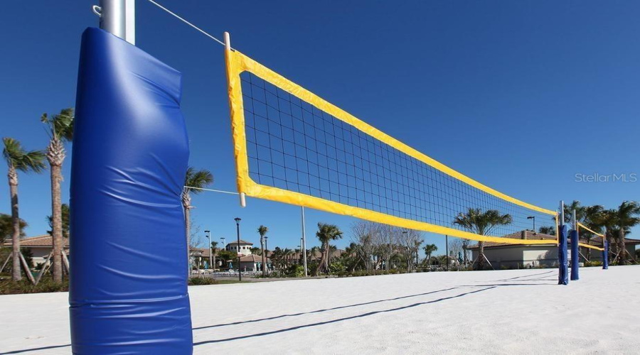 DAVENPORT, Florida 33896, 4 Bedrooms Bedrooms, ,3 BathroomsBathrooms,Residential,For Sale,OCEAN COURSE,0,MFRO6389824