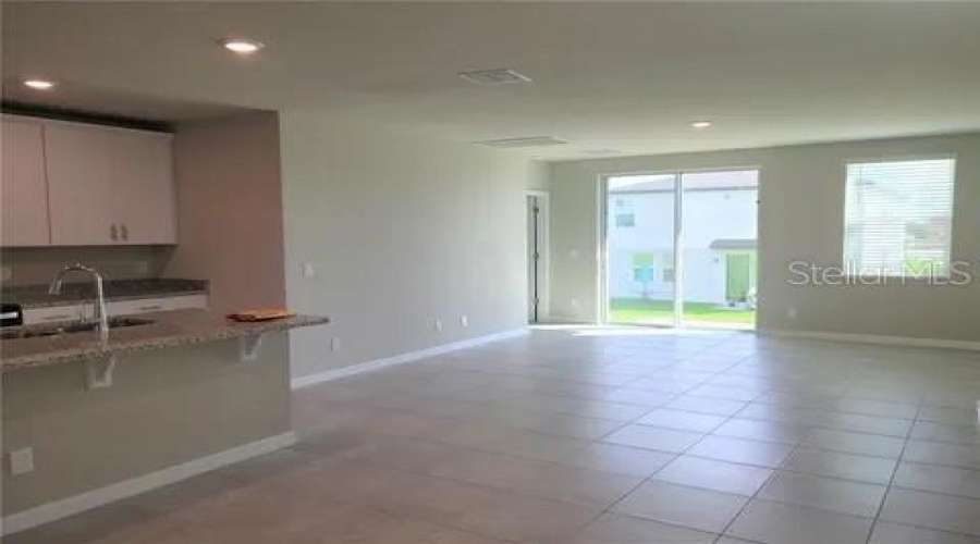 DAVENPORT, Florida 33897, 4 Bedrooms Bedrooms, ,2 BathroomsBathrooms,Residential,For Sale,BELLA VISTA,0,MFRTB8486796
