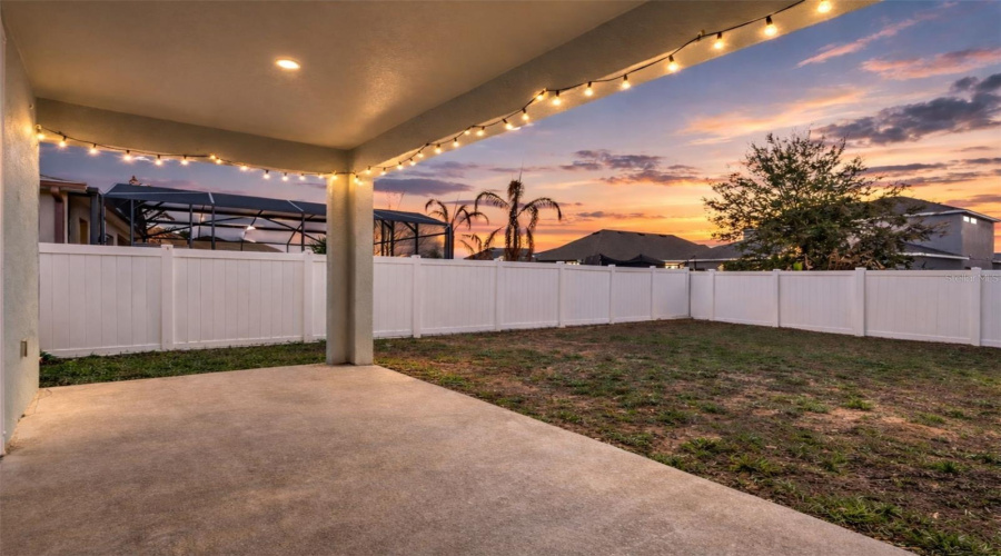 DAVENPORT, Florida 33897, 3 Bedrooms Bedrooms, ,2 BathroomsBathrooms,Residential,For Sale,CARMELA,0,MFRO6390927