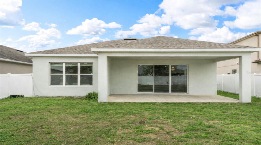 DAVENPORT, Florida 33897, 3 Bedrooms Bedrooms, ,2 BathroomsBathrooms,Residential,For Sale,CARMELA,0,MFRO6390927